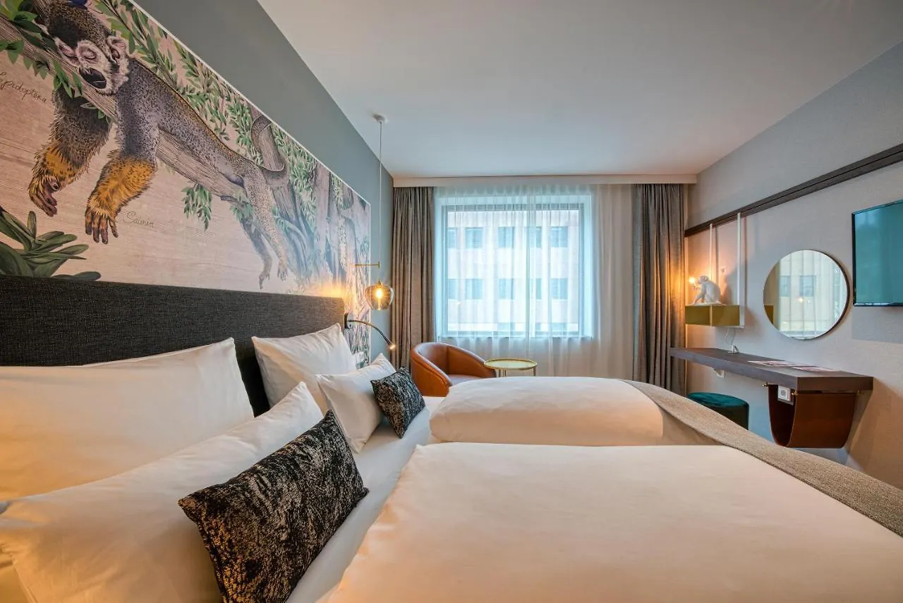 Hotel NinetyNine Amsterdam Airport Hoofddorp